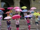 Деца празнуват в Перник