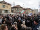 Хората, хвърляли камъни по сградата на ЧЕЗ, ще бъдат подведени под отговорност