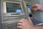Задържаха перничанин за кражба на дебитна карта 11_1415959153