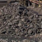 Задържаха извършители на незаконен добив на въглища в района на град Перник 05_1463288061