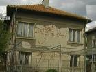 Къща с проблеми и без колони в Перник