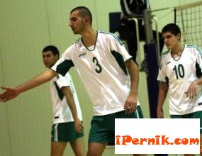 Волейбол: Отборът на България - Миньор (Перник) -  3:0