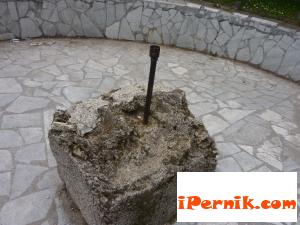 Опасен за деца фонтан в Перник