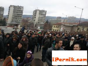 Перник възстана срещу монополите и ЧЕЗ 02_1361105540