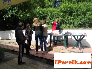 Благотворителен базар за млади майки 06_1370244652