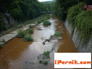 Няма виновни за замърсяването на Струма 06_1370339782