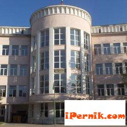 144 първолаци наесен в ОУ “Св. Иван Рилски” 06_1371793155