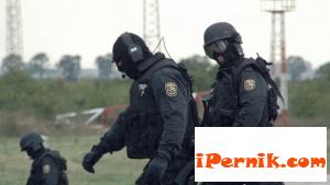 60 души зад решетките след мащабна акция на МВР в Перник и Плевен 08_1377023952