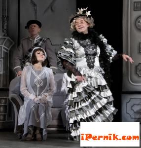 сн. theatre.art.bg 