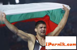 Иво Ангелов с победа и в Бундеслигата 10_1380655244