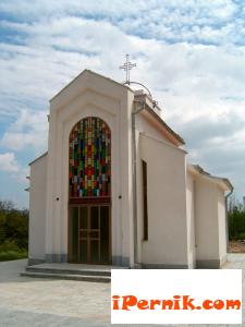 Вдигат параклис до завоя - убиец при Шел 10_1381144118