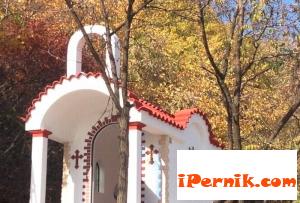 Днес освещават новия параклис при Шел 10_1381733224