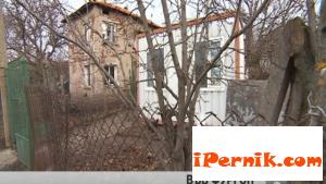 Две години във фургон, а държавате не дава! 01_1390746952