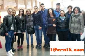 Учениците от професионалната гимназия по икономика доказаха предприемачески умения 05_1400054005