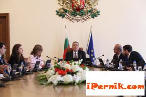 Днес сменят областният управител на Перник 08_1408511964