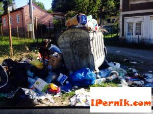 За извозването на боклука, питат от Активни за Перник 09_1410152926