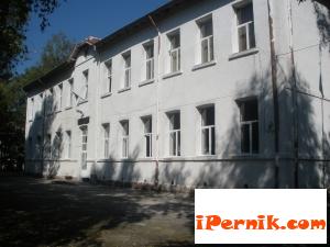 Може да затворят селскостопанската гимназия в Брезник 09_1410163900