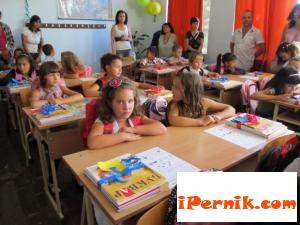 Събират незаконно пари от родители на ученици 09_1410428990
