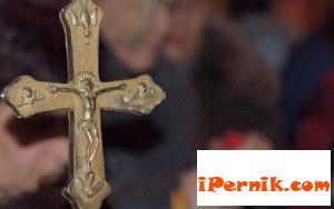 Започват да набират средства за построяването на храм в кв. Църква 10_1412774275