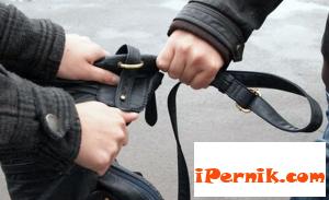 Полицията разследва опит за грабеж 10_1413189711
