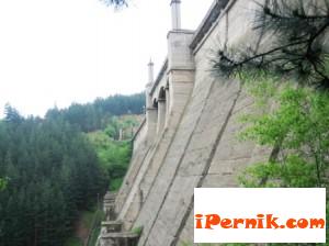 Няма да източват язовир Студена 10_1413464174