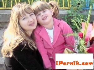 Ана-Мария тръгва пак на училище, но в 10-то ОУ в Перник 10_1414398354