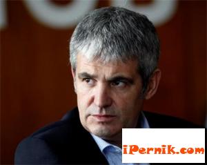 Заплатите трябва да се вдигнат с 15% 11_1415087181