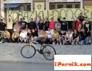 Подготвят бунт в подкрепа на "Миньор" 11_1415107732