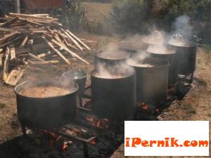 Направиха курбан, за да спрат нещастията в Крушевец 11_1415782986