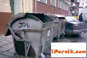 Започнаха да слагат подземни кофи за боклук в София 11_1415787583