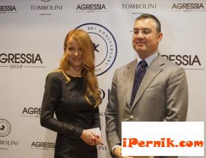 Звезди харесаха сака, които не се мачкат 11_1415883811