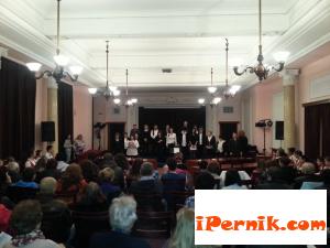 С хоров концерт отбелязаха Деня на християнското семейство 11_1416811793