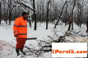 Снегът започна да взема жертви 03_1425978125