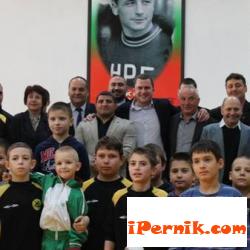Привлякоха средства за пернишкия спорт 03_1426663107