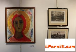 С традиционна празнична изложба посрещат Великден в Галерия Перник 04_1428250442