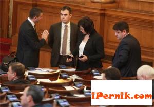 Не произвеждаме, а вземаме пари назаем 04_1428326835