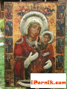 Чужденци посещават икона в Роженския манастир 04_1428499384