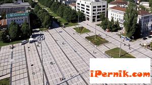 Лошото време отложи ремонта на площад Кракра 04_1428998384