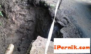 Остава затворен булевардът за Дружба в София заради дупка 04_1429090839