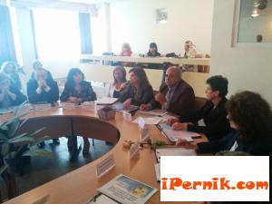 Намаляват учениците в професионалните гимназии 05_1430664338