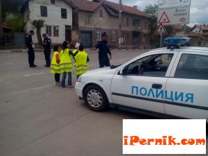 Ученици от брезнишкото с. Ноевци участваха в акция по метода на «Широкообхватния