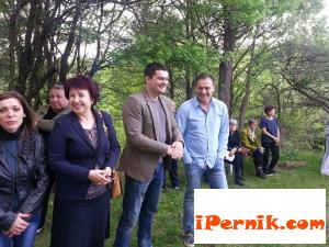 Политици посетиха традиционния курбан в с. Люлин 05_1431348745