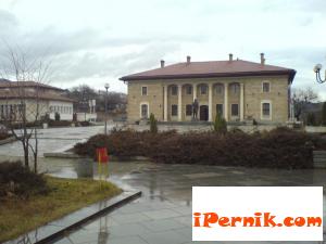 В Ковачевци търсят юристконсулт за 600 лв. 05_1431847767