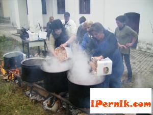 Ще правят курбан по повод годишнина от земетресението в Перник 05_1432106358