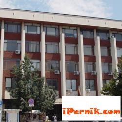 Сигнал за бомба опразни пернишкия съд 05_1432138483