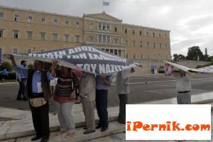 Фалитът на Гърция се отложи 06_1433515113