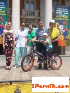 Детски куклен театър се превърна в празник 06_1433742740