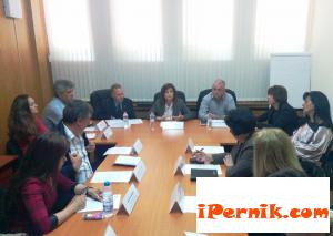Областна администрация Перник ще назначава безработни 06_1434087354