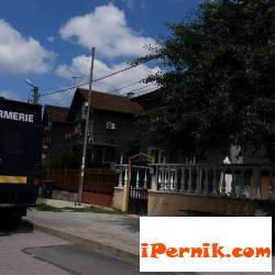 Торби с ценности иззеха полицаи от роднини на цар Киро 06_1435049191