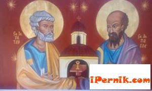 Освещават икона в кв. Църква 07_1436509958